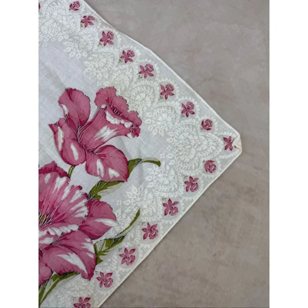 Vintage 1950s Pink Floral Hankie Handkerchief READ